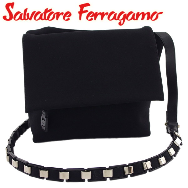 【月入り替わり大売り出し★29％OFF引き換え証】サルヴァトーレフェラガモ Salvatore Ferragamo ショルダーバッグ 黒いこと×しろがね色 レディース 中古 ブランド名 御機嫌ブランド名 ヴィンテージ