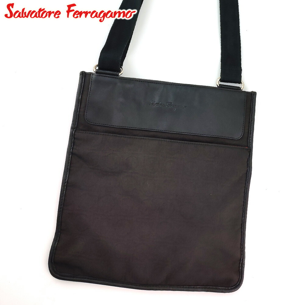 【週日制限事項SALE★24％OFF引き換え証】サルヴァトーレフェラガモ Salvatore Ferragamo ショルダーバッグ ガンチーニ柄 黒いこと しろがね色 レディース 中古 ブランド名 御機嫌ブランド名 ヴィンテージ