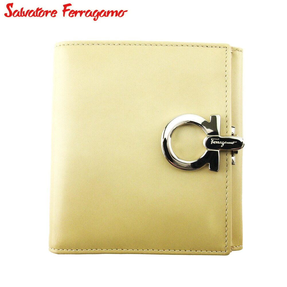 【雨季得SALE★21％OFFクーポン券】サルヴァトーレフェラガモ Salvatore Ferragamo 二つ折り紙入れ ガンチーニ ベージュ しろがね色 レディース 中古 ブランド名 ご機嫌ブランド名 ヴィンテージ