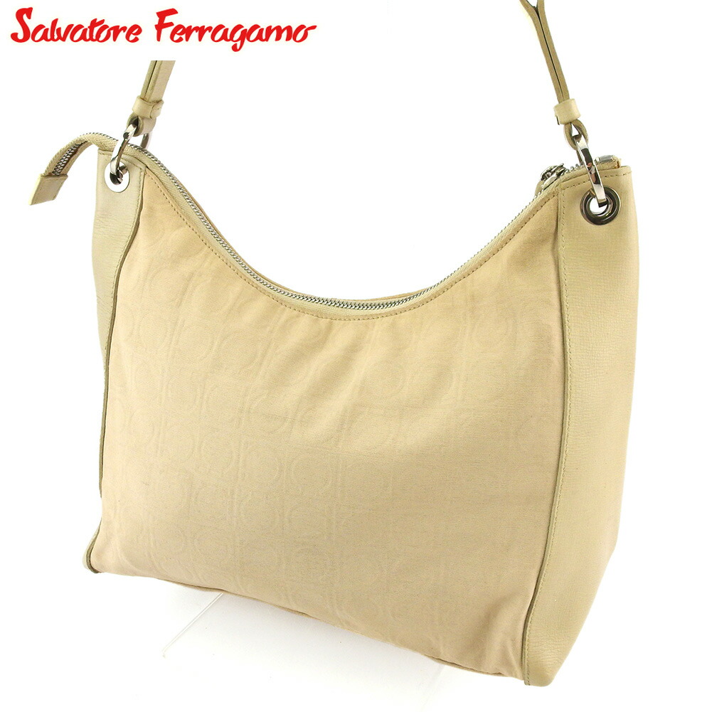【週日制限事項SALE★24％OFF引き換え証】サルヴァトーレフェラガモ Salvatore Ferragamo ショルダーバッグ ガンチーニ柄 ベージュ しろがね色 メンズ 中古 ブランド名 御機嫌ブランド名 ヴィンテージ