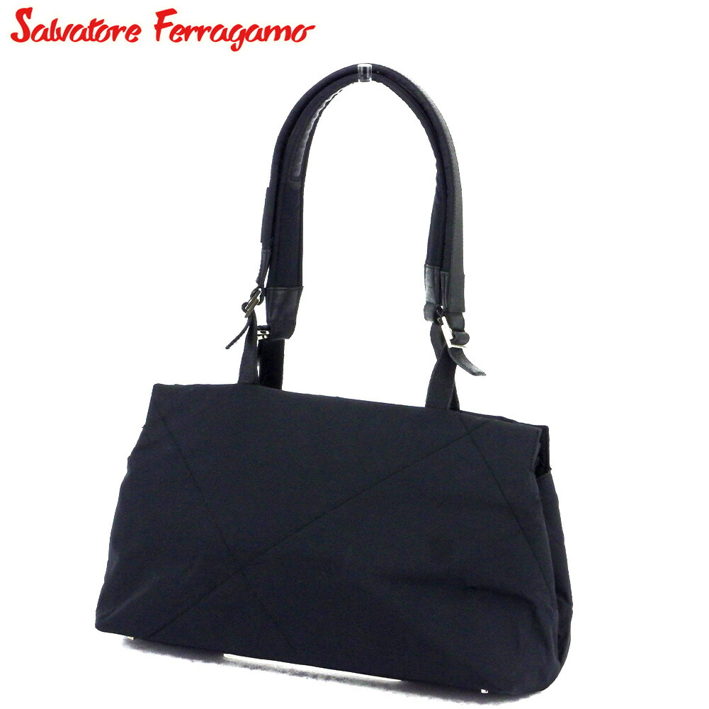 【週日制限事項SALE★24％OFF引き換え証】サルヴァトーレフェラガモ Salvatore Ferragamo ショルダーバッグ キルティング 運動競技生産ライン 黒いこと しろがね色 メンズ 中古 ブランド名 御機嫌ブランド名 ヴィンテージ