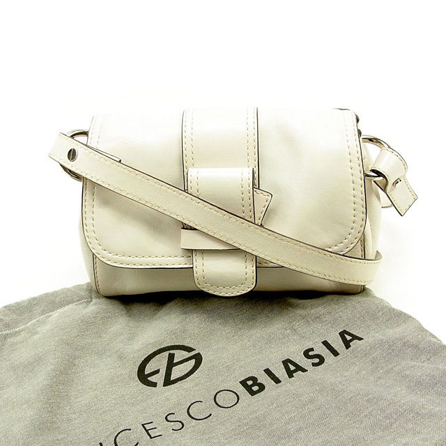 【雨季得SALE★21％OFFクーポン券】フランチェスコ・ビアジア FRANCESCO BIASIA ショルダーバッグ ダブル編み目 白いこと×しろがね色 レディース 中古 ブランド名 ご機嫌ブランド名 ヴィンテージ
