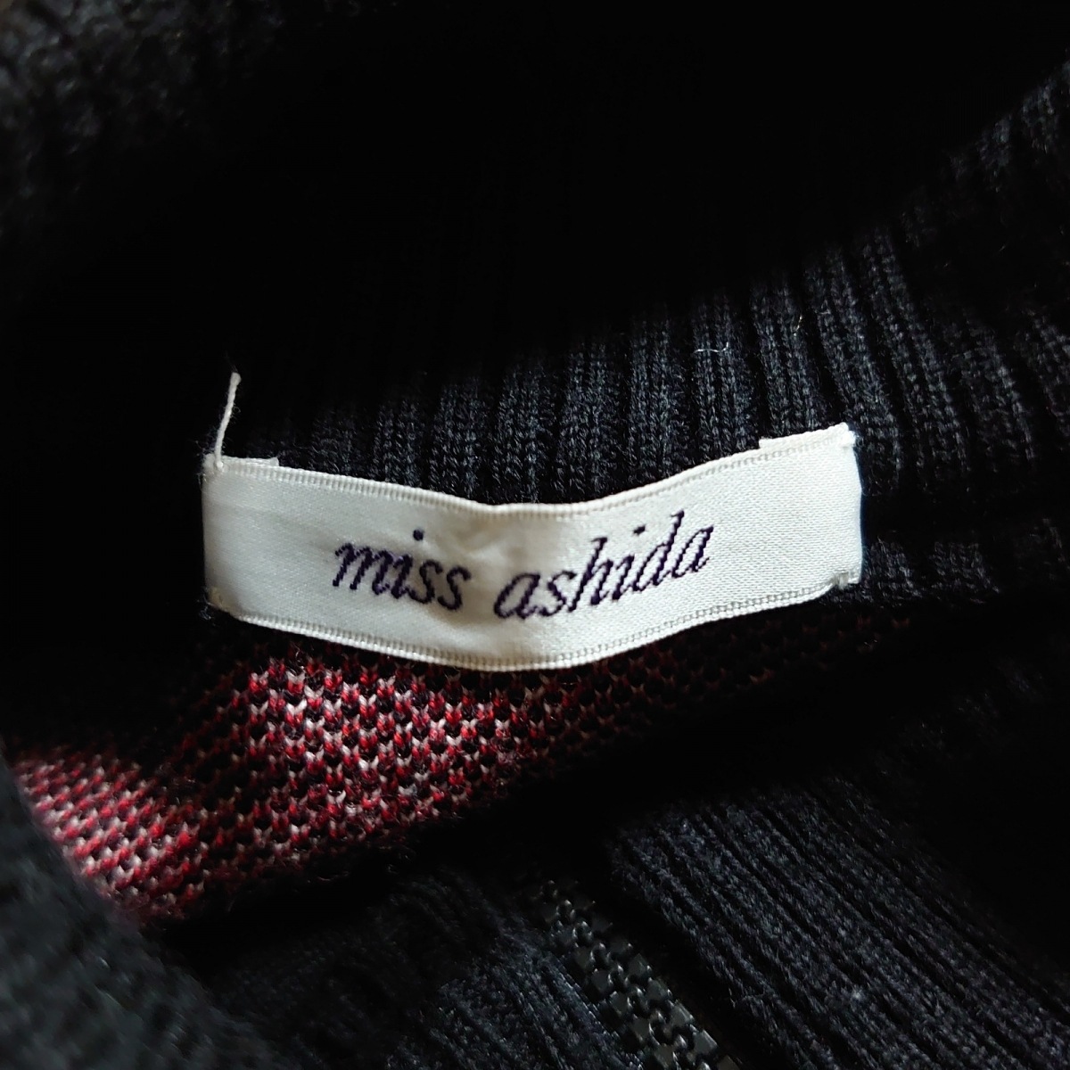 中古 Miss Ashida ミスアシダ ワンピース ジップアップ 肩パッド ニット 黒 レッド 白 Vmaphotographystudios Com