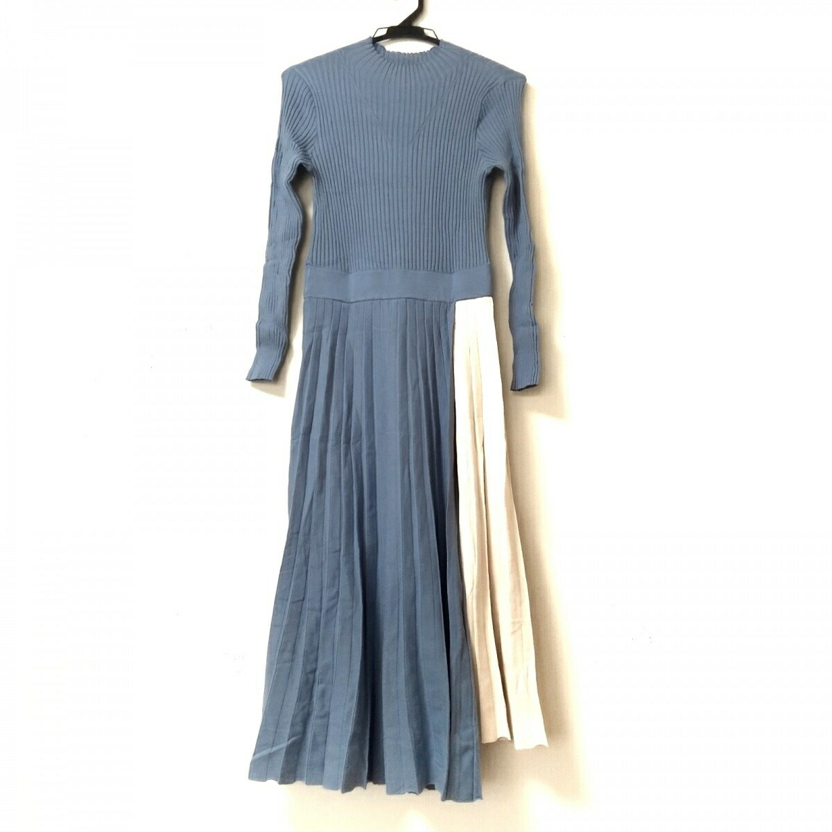 中古 Fray I D フレイアイディー ワンピース 長袖 マキシ丈 ニット ライトブルー アイボリー Afyasacco Com