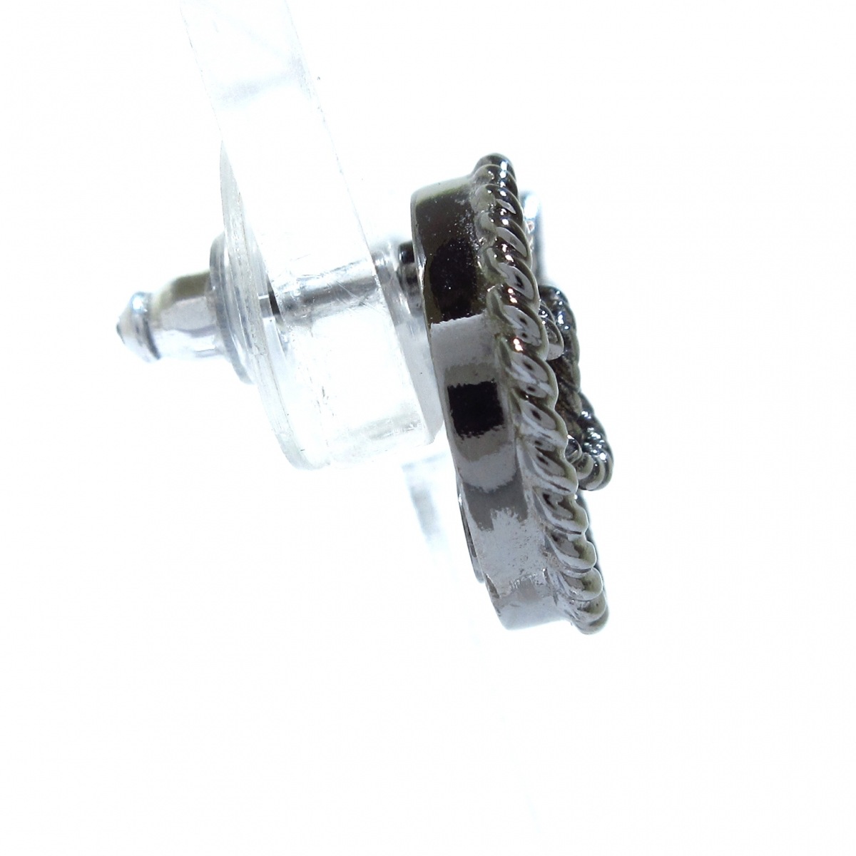 カラー Chanel シャネル ピアス シルバー 金属素材 ブランディア 店 シリアル Mushtryati Com