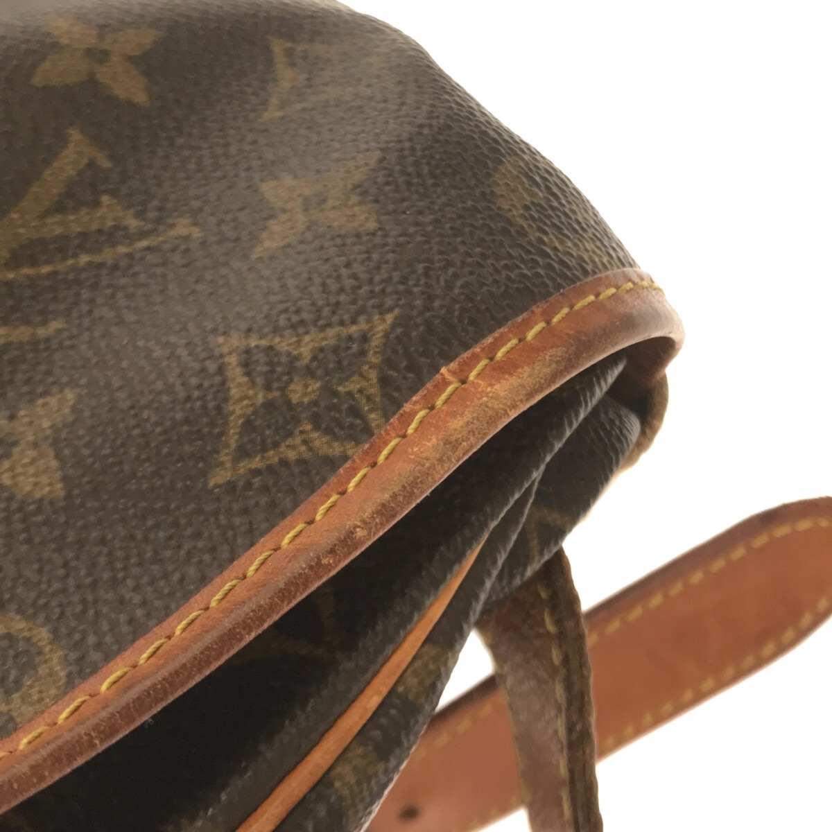 新品 送料無料 LOUIS VUITTON ルイヴィトン ソミュール35 ショルダー