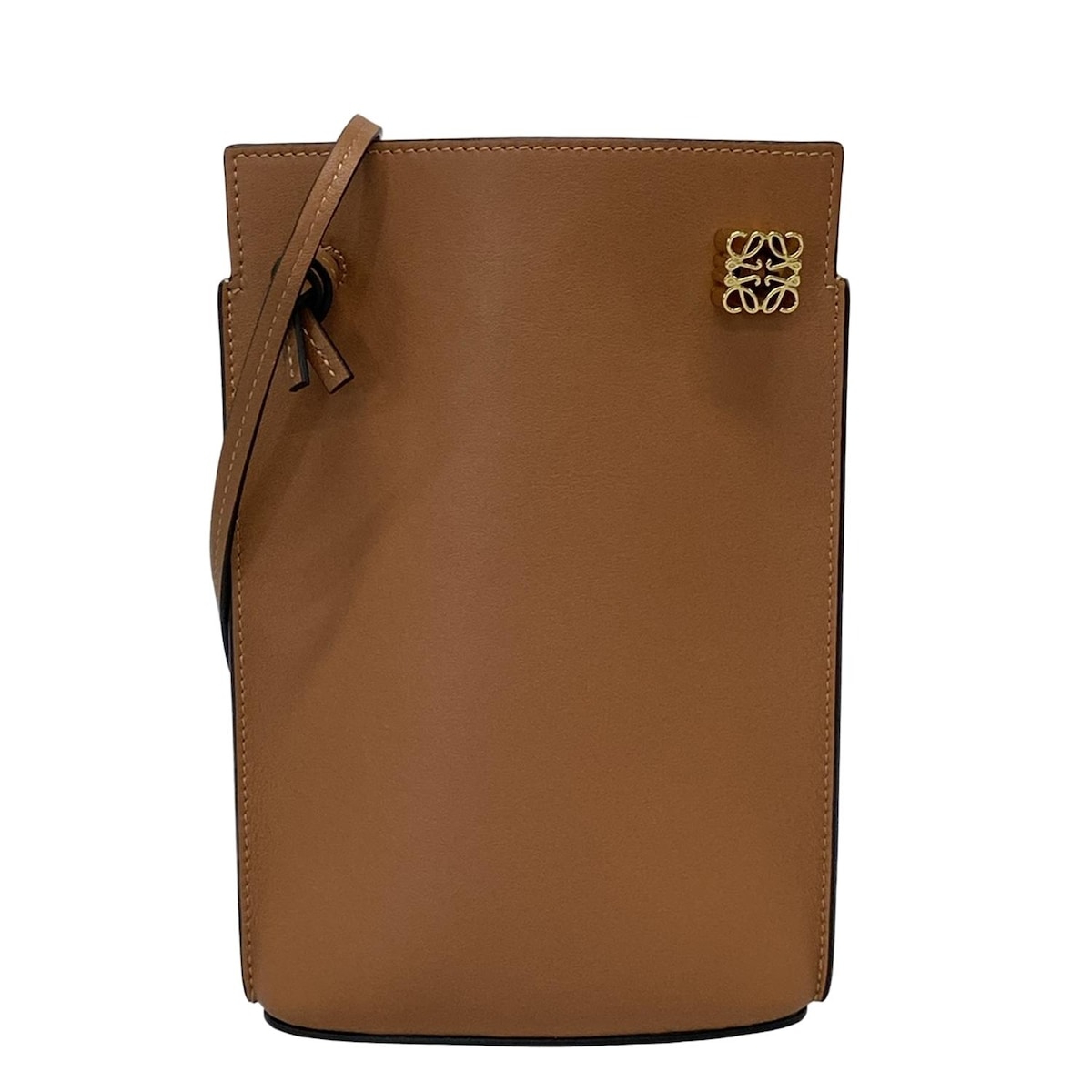 LOEWE ロエベ ダイスポケット レザー ショルダーバッグ 国内発送 追跡付き発送【LOEWE】 ダイスポケット ショルダーバッグ (LOEWE