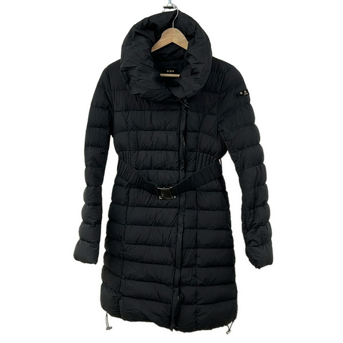【中古】TATRAS(タトラス) ダウンコート 冬物 黒