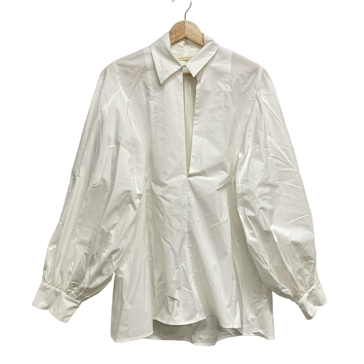 Alice+Olivia シルクシャツ ホワイト 上品 通勤 新品・未使用 Lloyd Button Down In Off White | Alice + Olivia