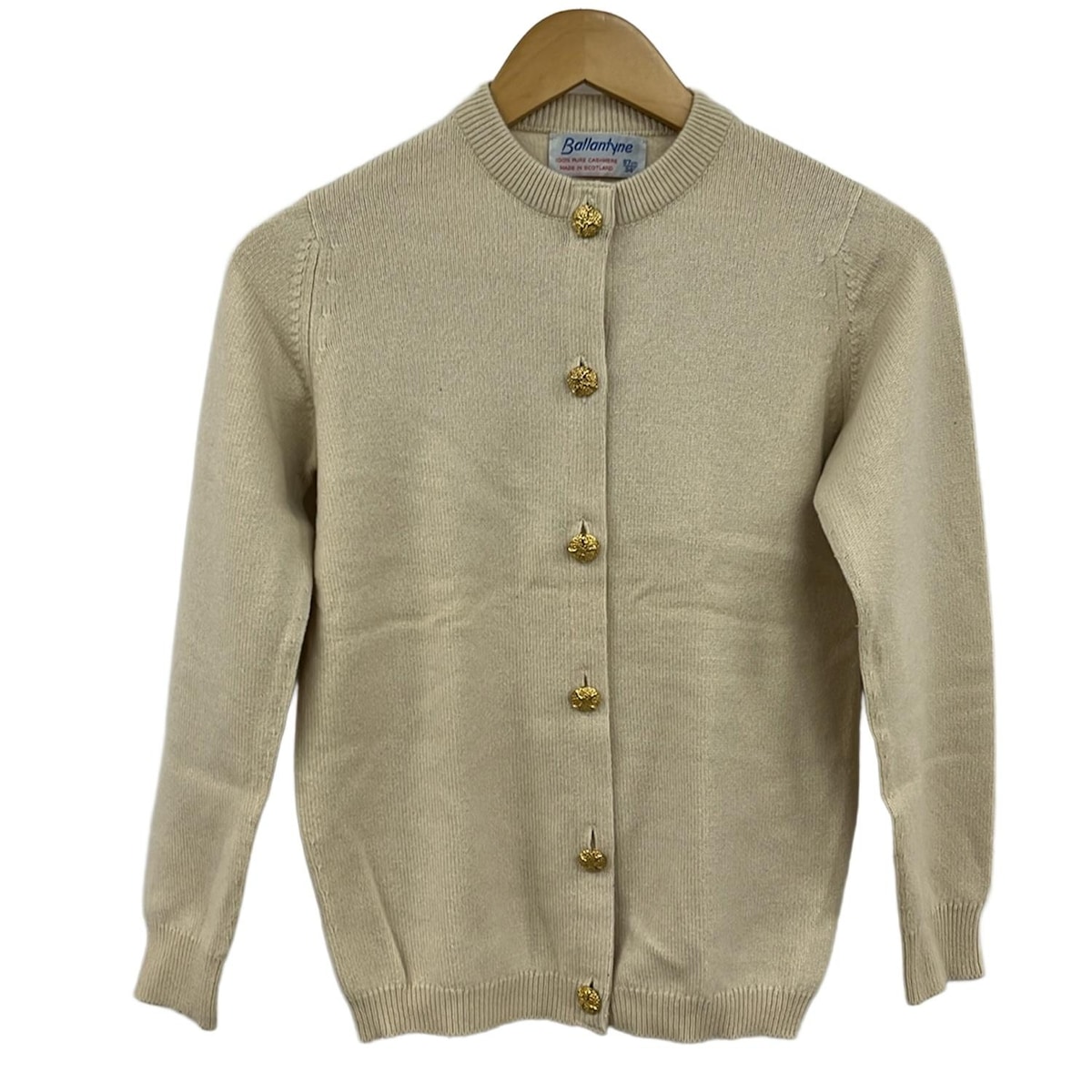 美品✨バランタイン カーディガン カシミヤ100％ スコットランド 34 楽天市場】極美品☆BALLANTYNE バランタイン ロゴメタルボタン付き
