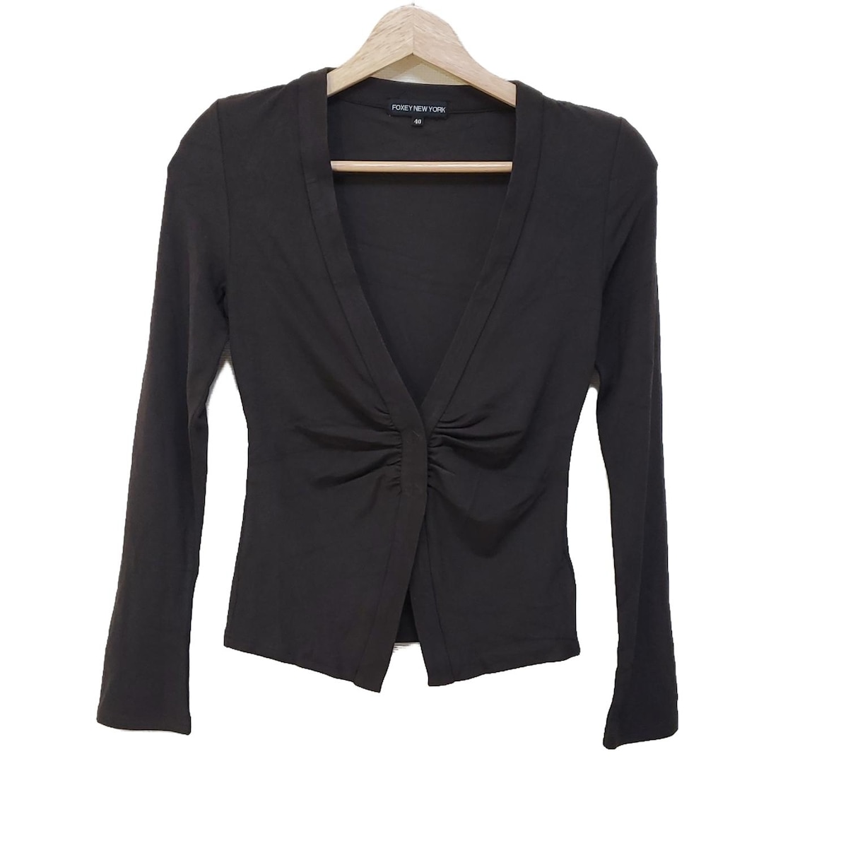 美品　FOXEY NEWYORK フォクシー　ニットカーディガン　パフスリーブ フォクシーニューヨーク ストレッチ カーディガン FOXEY NEW