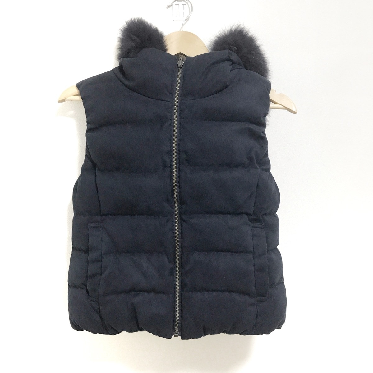 再値下げ1月31日まで出品予定マーティンキムダウンベスト Matin Kim(マーティンキム) ダウンベスト(レディース) - 海外