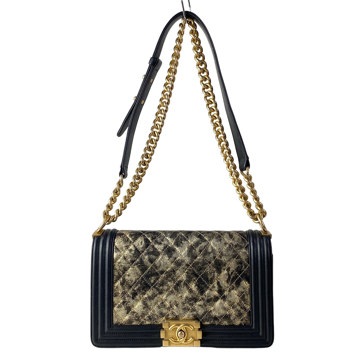 【中古】CHANEL(シャネル) 男の子シャネル25 ショルダーバッグ チェーン店肩部/ゴールド金具/メタリック 黒×ゴールド なめし革