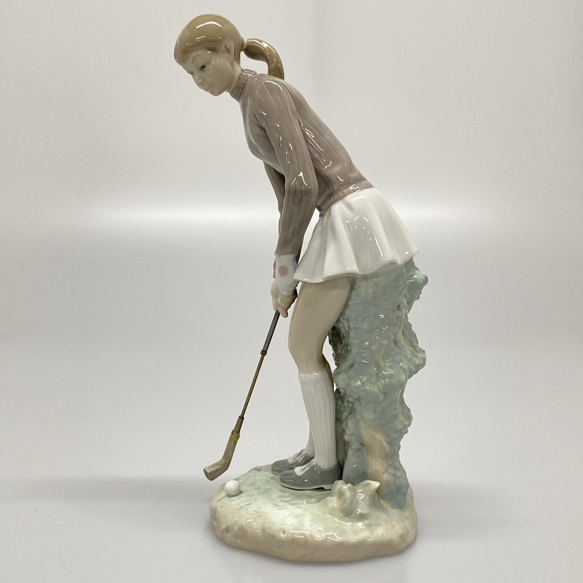 楽天市場】リヤドロ ナイスショット ゴルフ 男性 置物 01004824 LLADRO