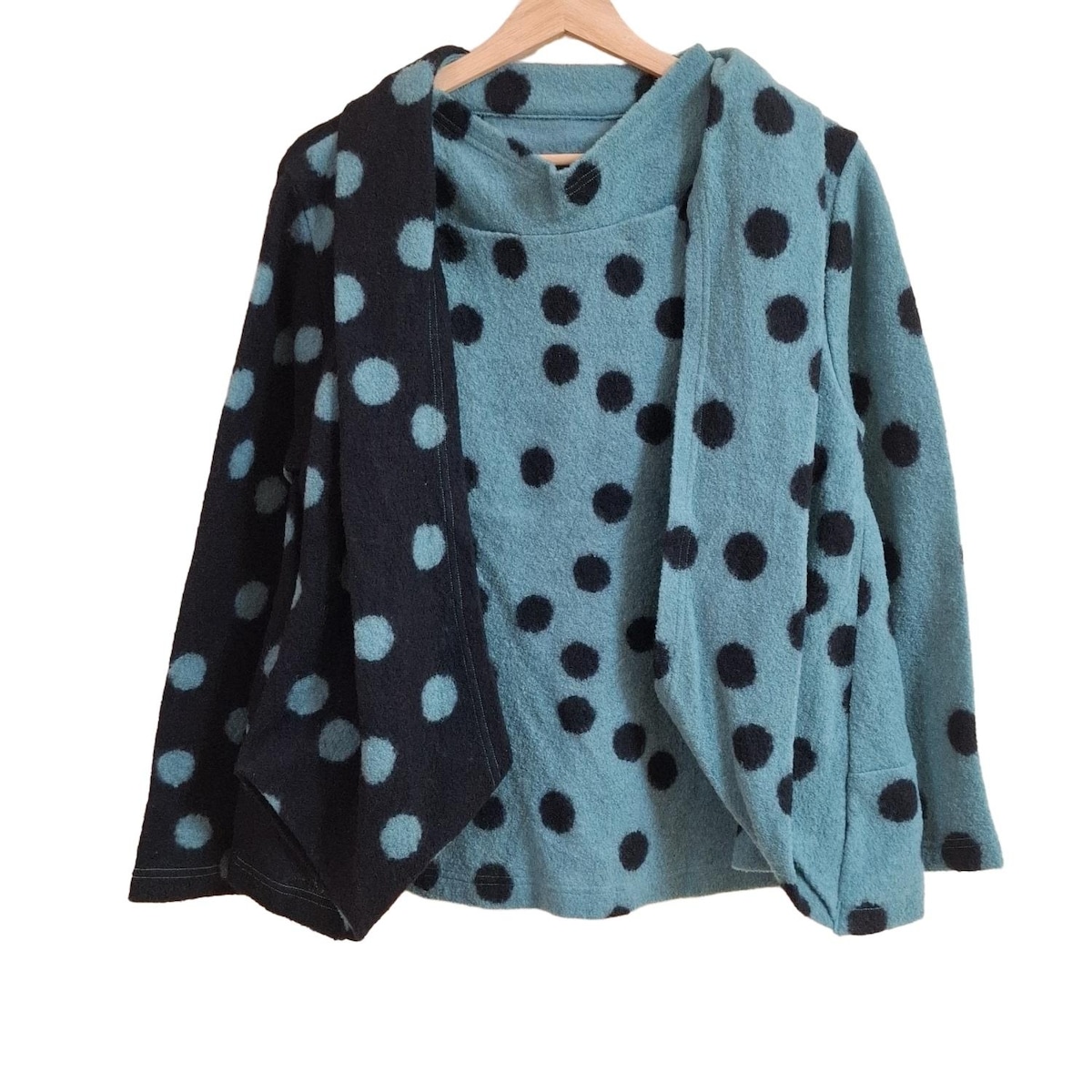 センソユニコ☆慈雨半袖プルオーバー未使用品 センソユニコ慈雨の半袖