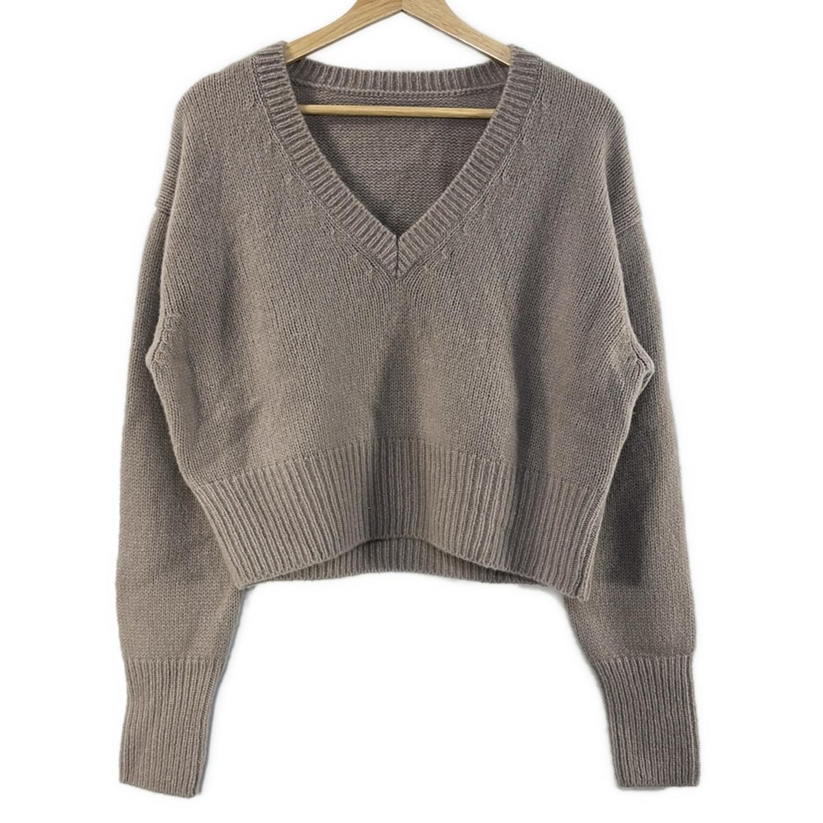 DAISY LIN FOXEY フォクシー　半袖ニットセーター　シルク100 FOXEY（ニット/セーター）のフリマアイテム一覧