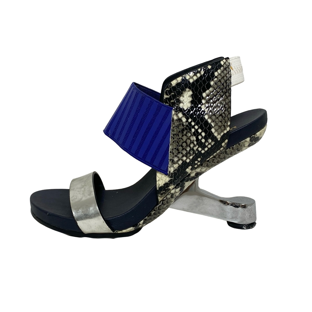 UNITED NUDE 水色 クロスストラップ サンダル UNITED NUDE 水色 クロスストラップ サンダル