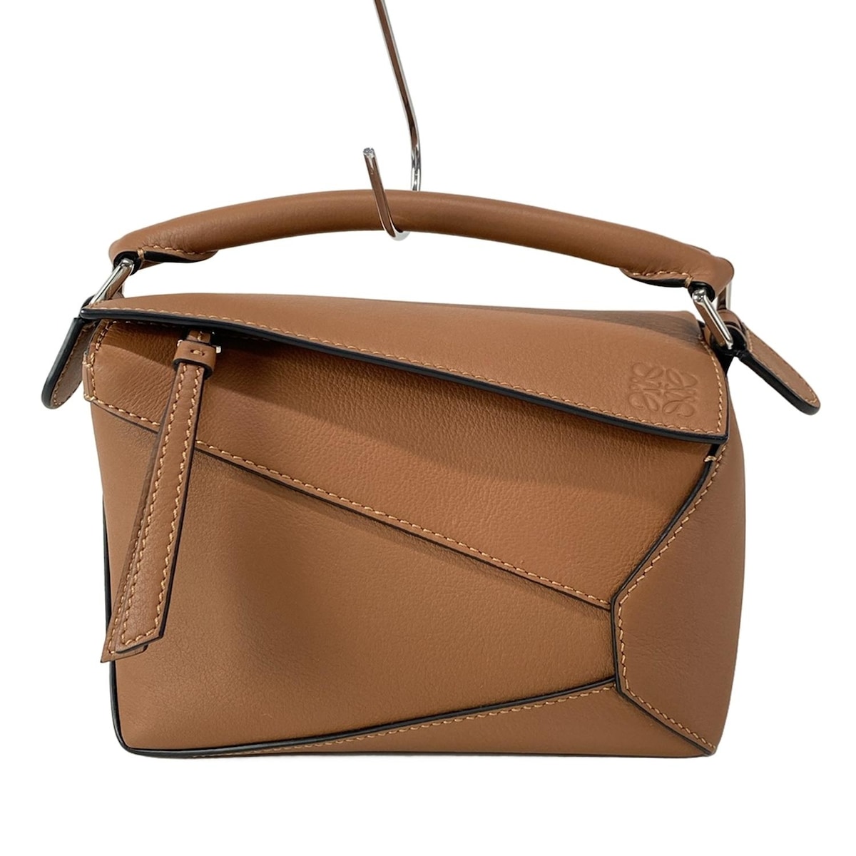 ロエベ パセオバッグ スモール シャイニーナパカーフ オーク 楽天市場】LOEWE ロエベ パセオ サッチェル ショルダーバッグ
