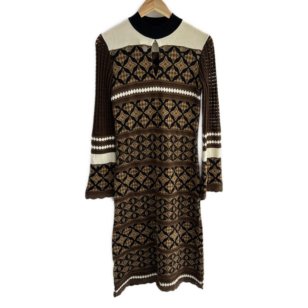 マメ　ワンピース　Mame Kurogouchi クロゴウチ　新品 Mame Kurogouchi マメクロゴウチ Floral Jacquard Knitted Dress