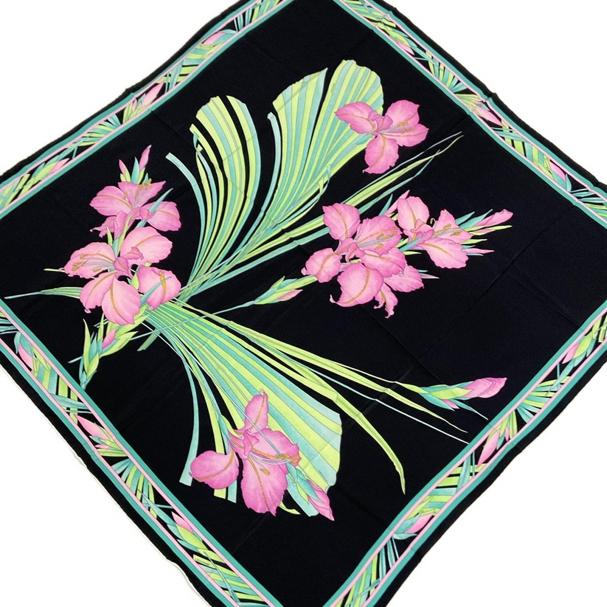 楽天市場】LEONARD レオナール スカーフ 良好 ネイビー シルク100％ 花