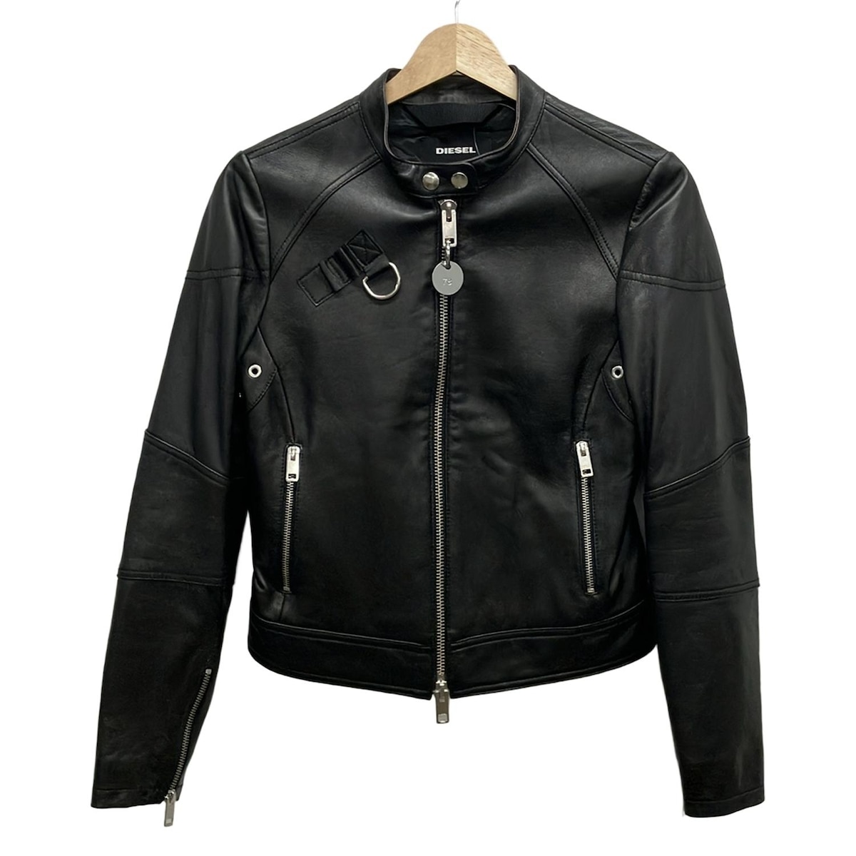 ディーゼル MA-1 フライトジャケット リバーシブル Mサイズ ディーゼル MA-1 フライトジャケット リバーシブル Mサイズ