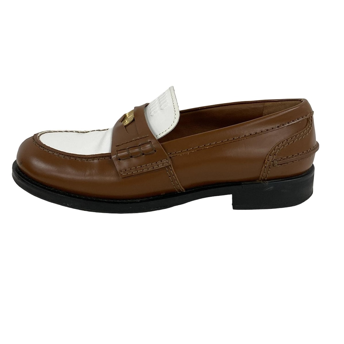 MIUMIU ブラッシュドレザー コイン ペニーローファー org.jpg