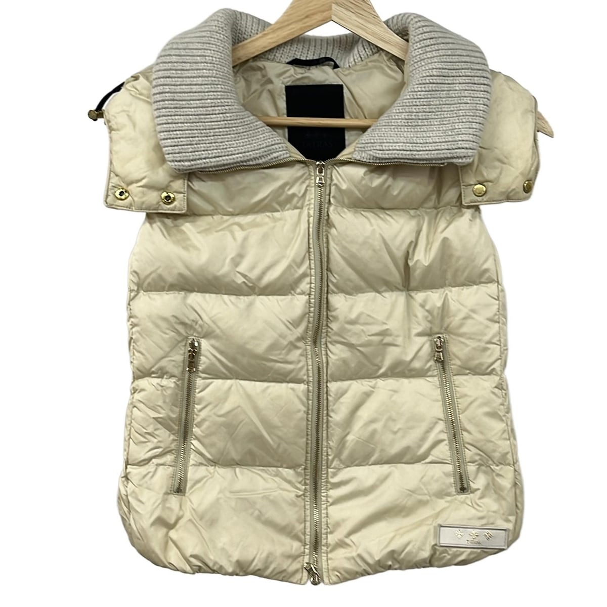 【TATRAS】FAGLIA ファー2wayダウンベスト シルク混ウール3 L 人気ファッション - 【TATRAS】FAGLIA ファー2wayダウンベスト シルク