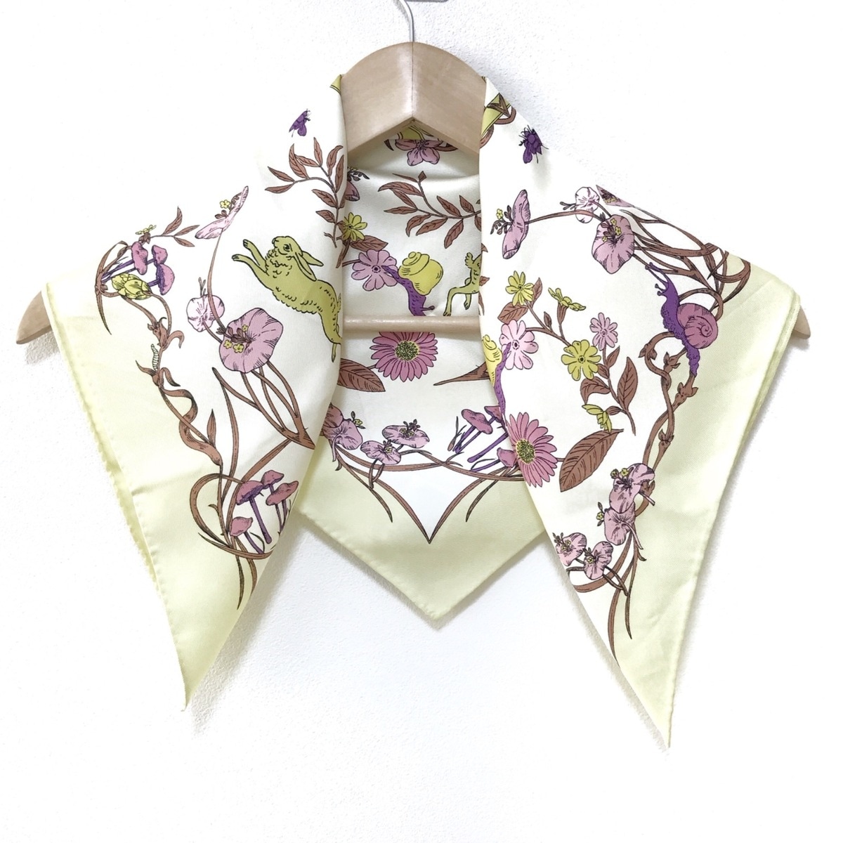 楽天市場】TORY BURCH トリーバーチ スカーフ 花柄 イエロー マルチ