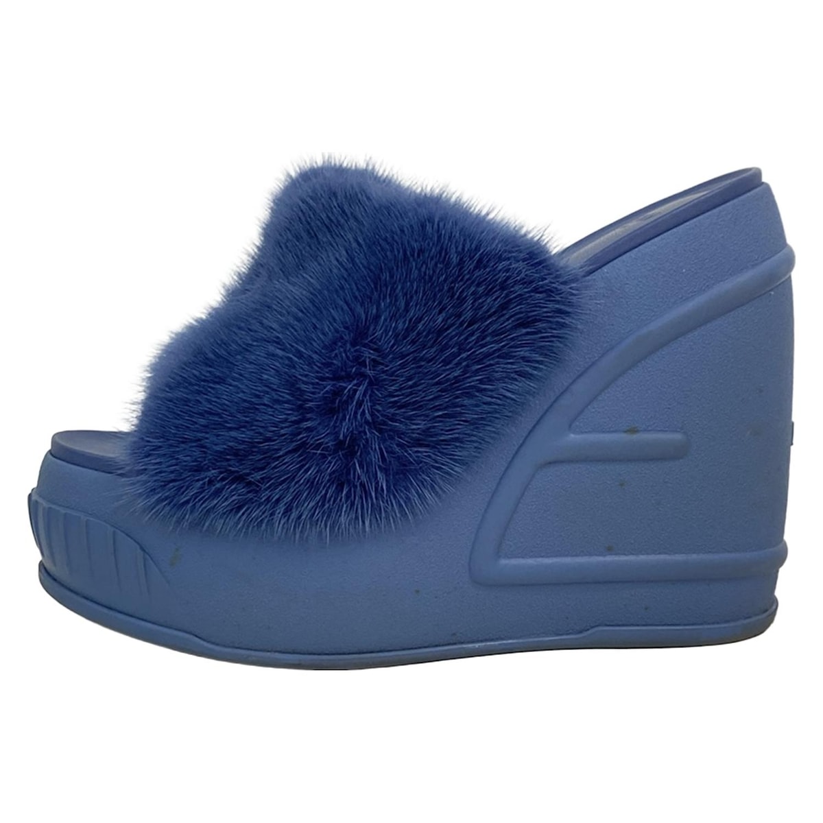 【新着】【中古】FENDI(フェンディ) ミュール ウェッジソール ブルーグレー ファー