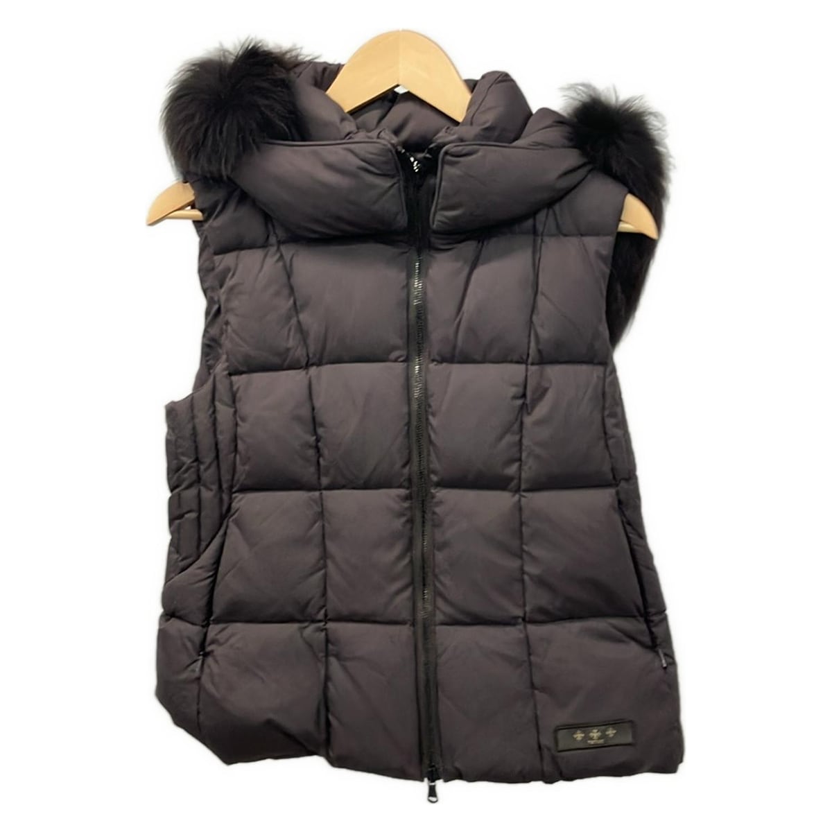 TATRAS ダウンファーベスト 楽天市場】【タトラス】TATRAS ダウンベスト ジャケット ファーフード