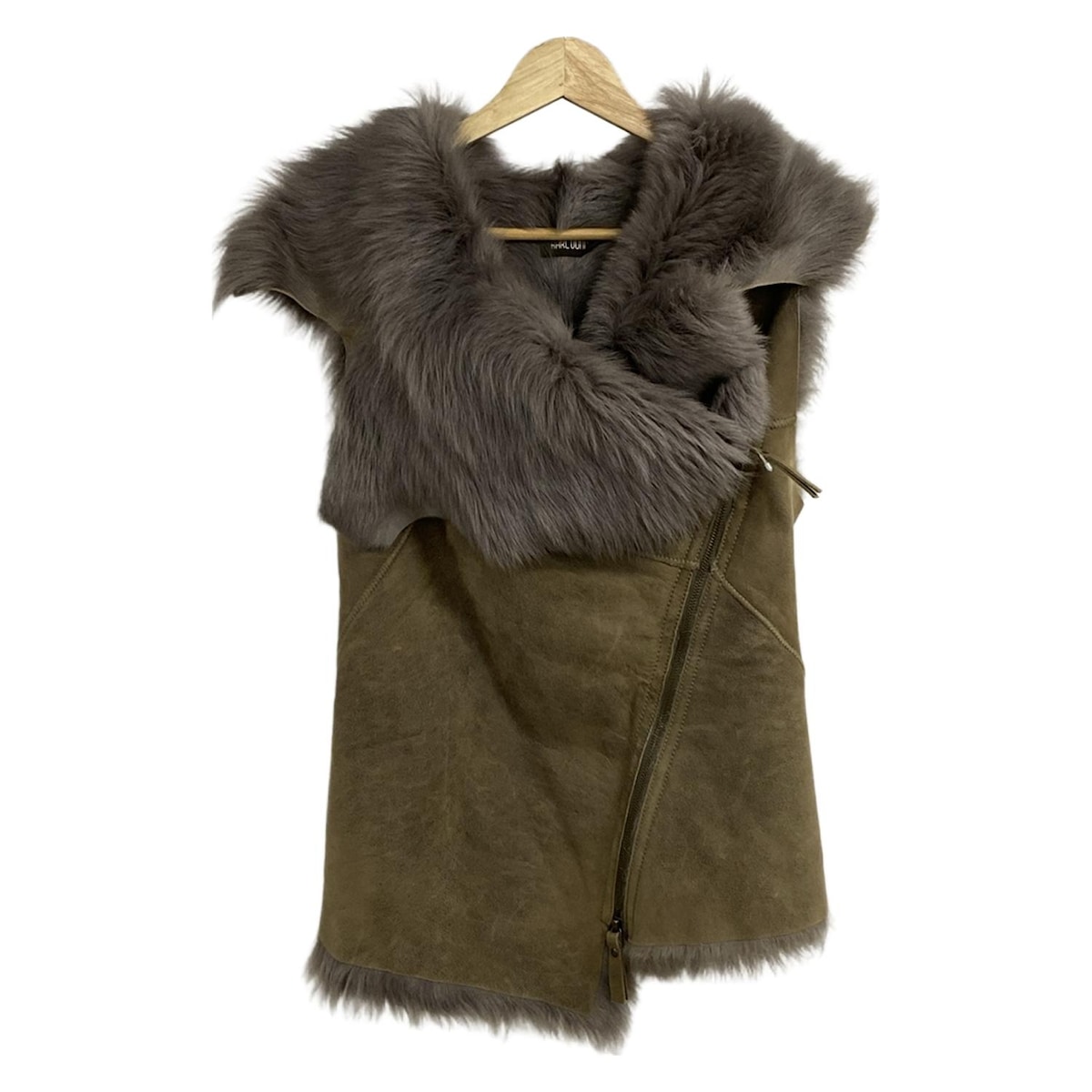 専用　新品未使用　カールドノヒュー　ムートン 羊革　コンビ　ジレ カールドノヒュームートンジレ