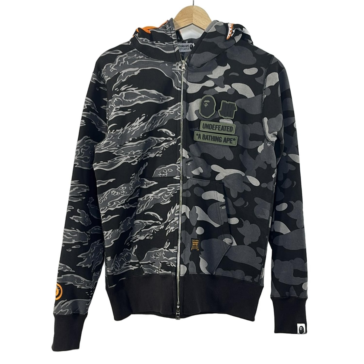 楽天市場】A BATHING APE アベイシングエイプ 長袖 パーカー Hooded