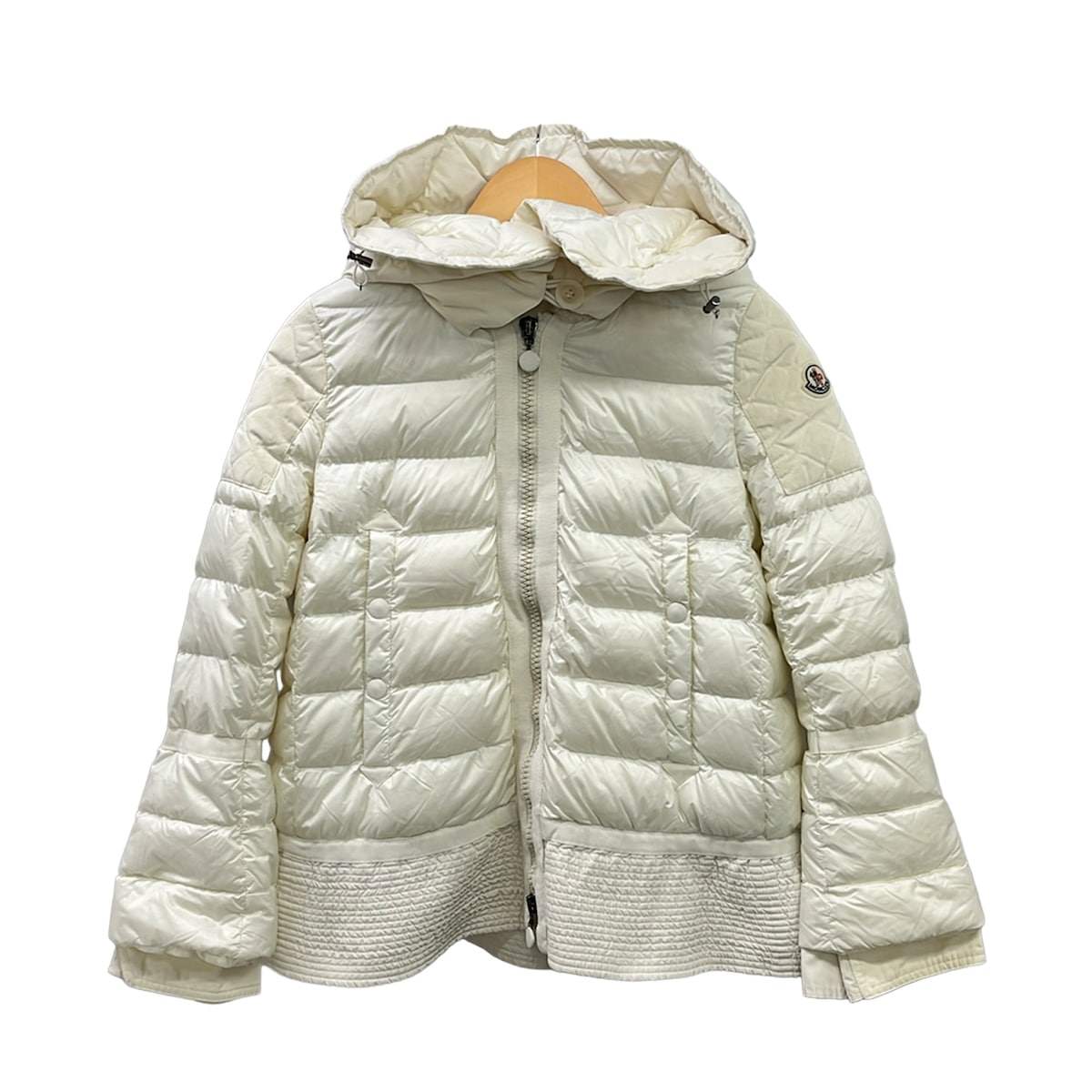 【中古】MONCLER(モンク軌跡) VIVIENNE 落ちこむ上衣 長袖/ジップアップ/冬 象牙色