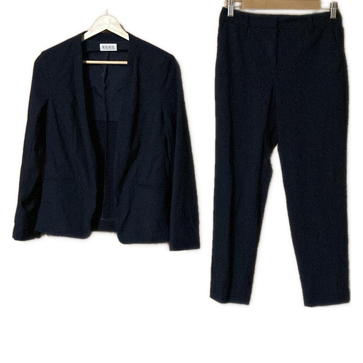 楽天市場】PLST プラステ スーツ ネイビー 紺 ノーカラージャケット XS
