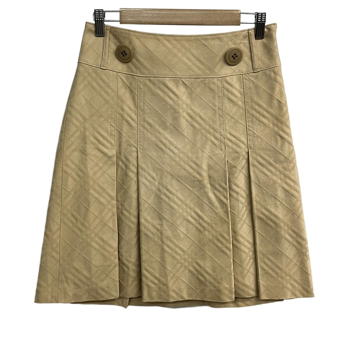 【新着】【中古】Burberry Blue Label(バーバリーブルーレーベル) スカート ひざ丈/チェック柄 ベージュ