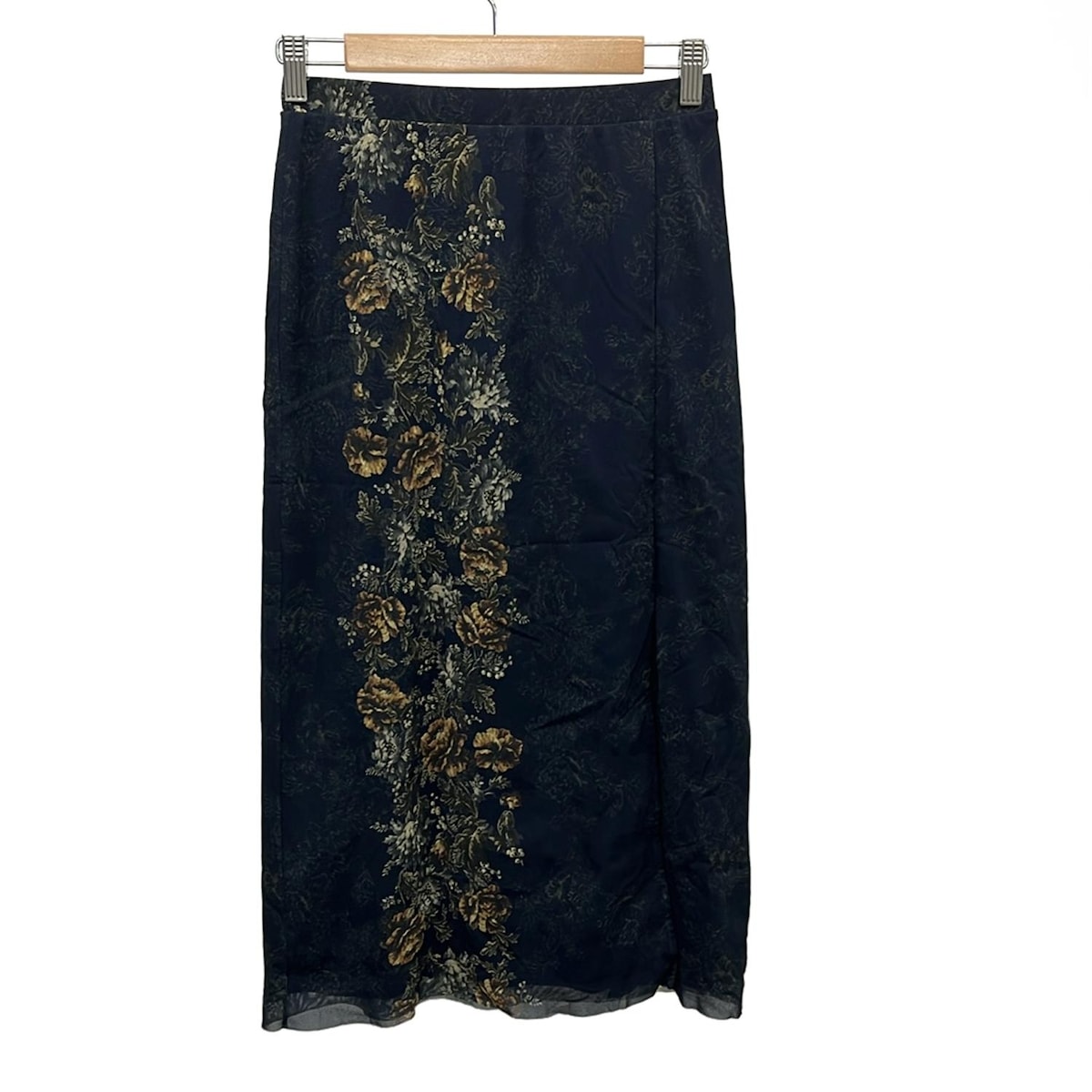 【新着】【中古】VIVIENNE TAM(ヴィヴィアンタム) スカート ひざ丈/花柄/ウエストゴム ダークネイビー×ライトブラウン×カーキ