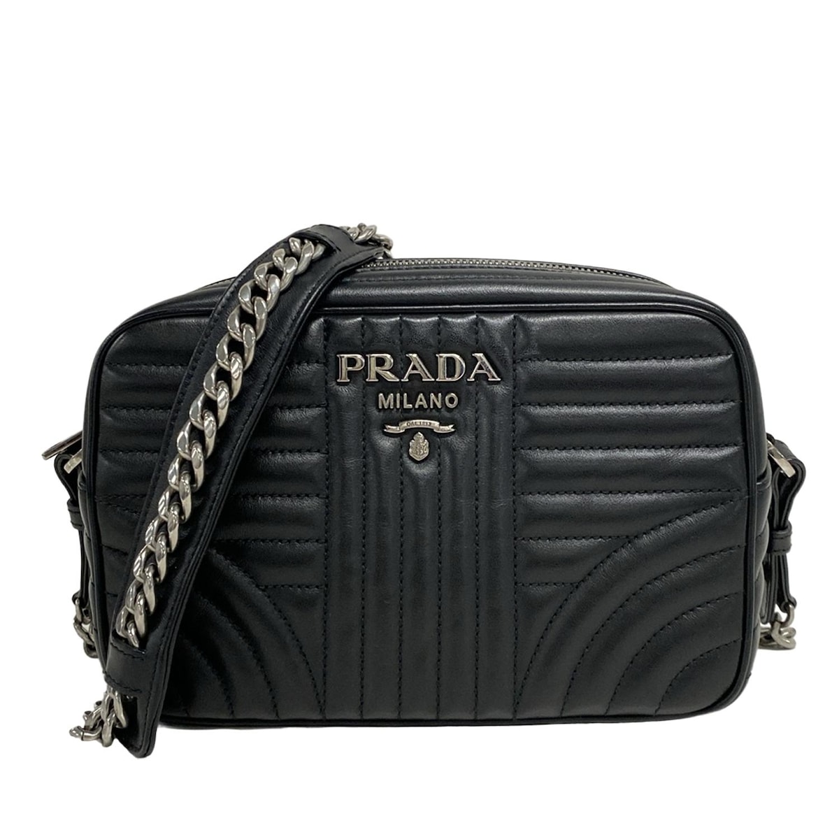 【中古】PRADA(プラダ) ダイアグラム ショルダーバッグ キルティング/チェーンショルダー 黒 レザー 66,023円