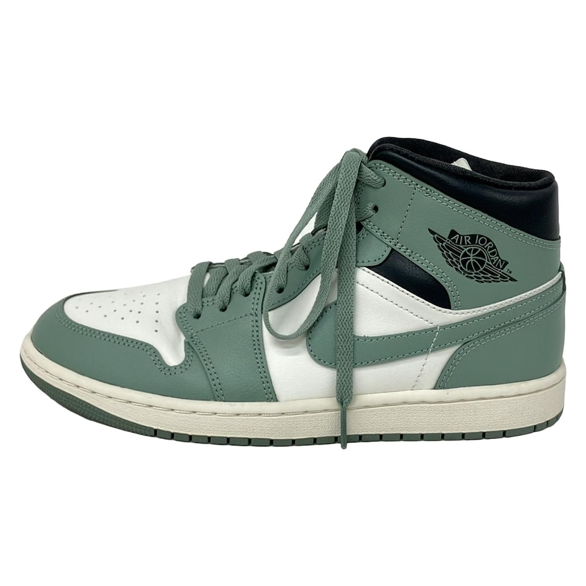 【新着】【中古】NIKE(ナイキ) エア ジョーダン 1 ミッド スニーカー ハイカット グリーン×白×黒 レザー