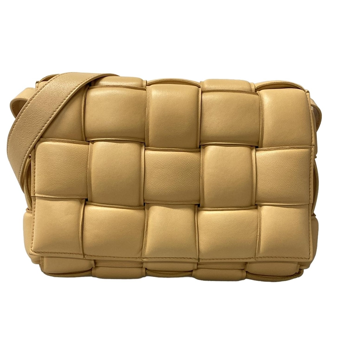 【中古】BOTTEGA VENETA(ボッテガヴェネタ) パデッド カセット ショルダーバッグ ベージュ レザー