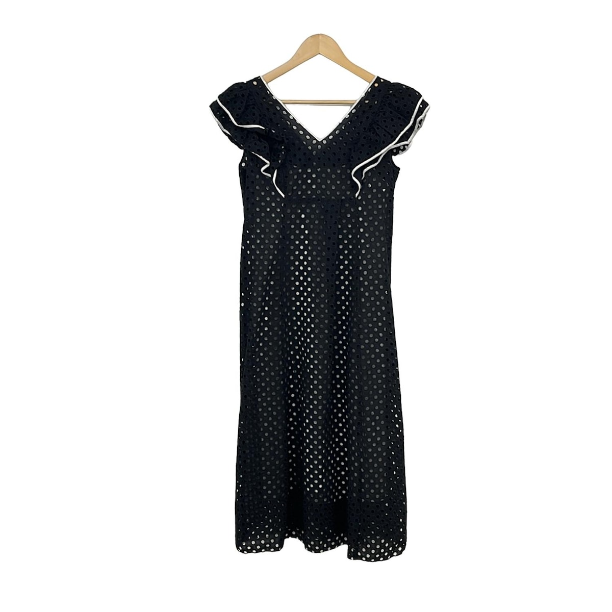 【新着】【中古】GRACE CONTINENTAL(グレースコンチネンタル) ワンピース Vネック/半袖/マキシ丈/リボン/刺繍/ライナー付き 黒×白