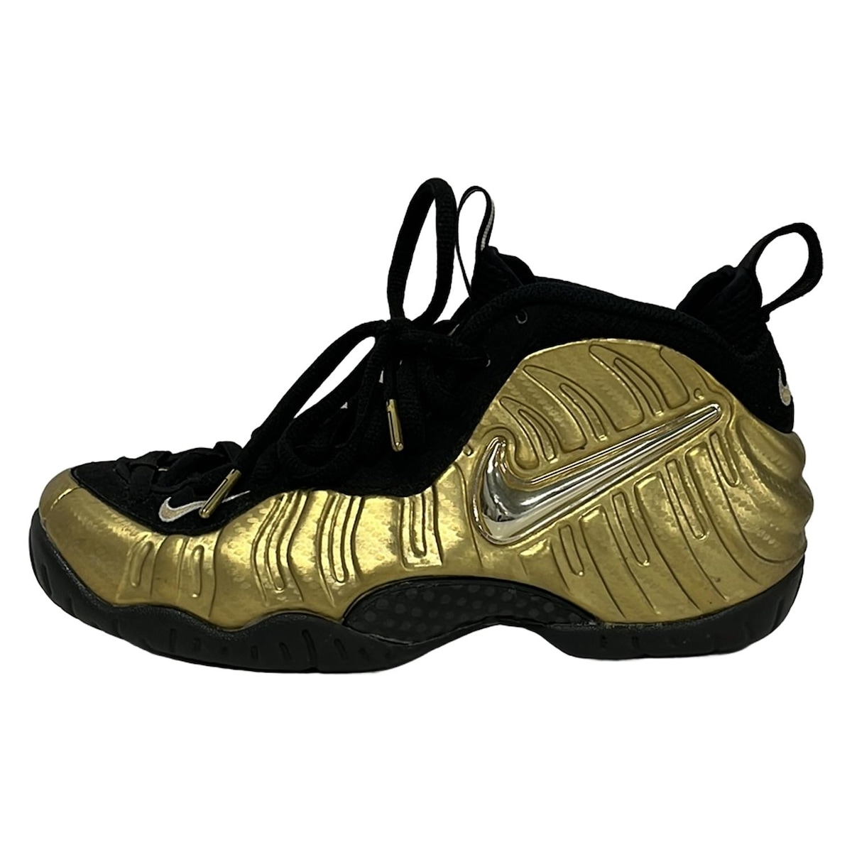 【中古】NIKE(ナイキ) エア湖 フォームポジット 労働者階級 スニーカー ご機嫌撥ねのける ゴールド×黒