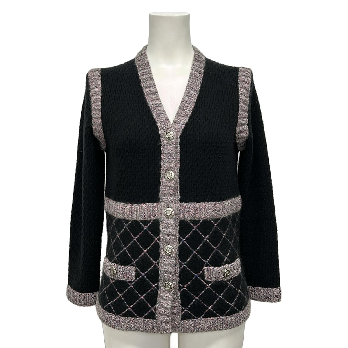【中古】CHANEL(シャネル) カーディガン 長袖/2015年/カメリア 黒×ピンク×マルチ カシミヤ、シルク