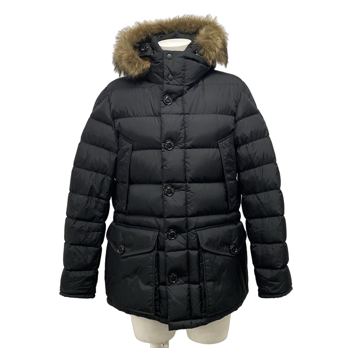 【新着】【中古】MONCLER(モンクレール) CLUNY(クリュニー) ダウンジャケット 長袖/冬 黒 ダウン