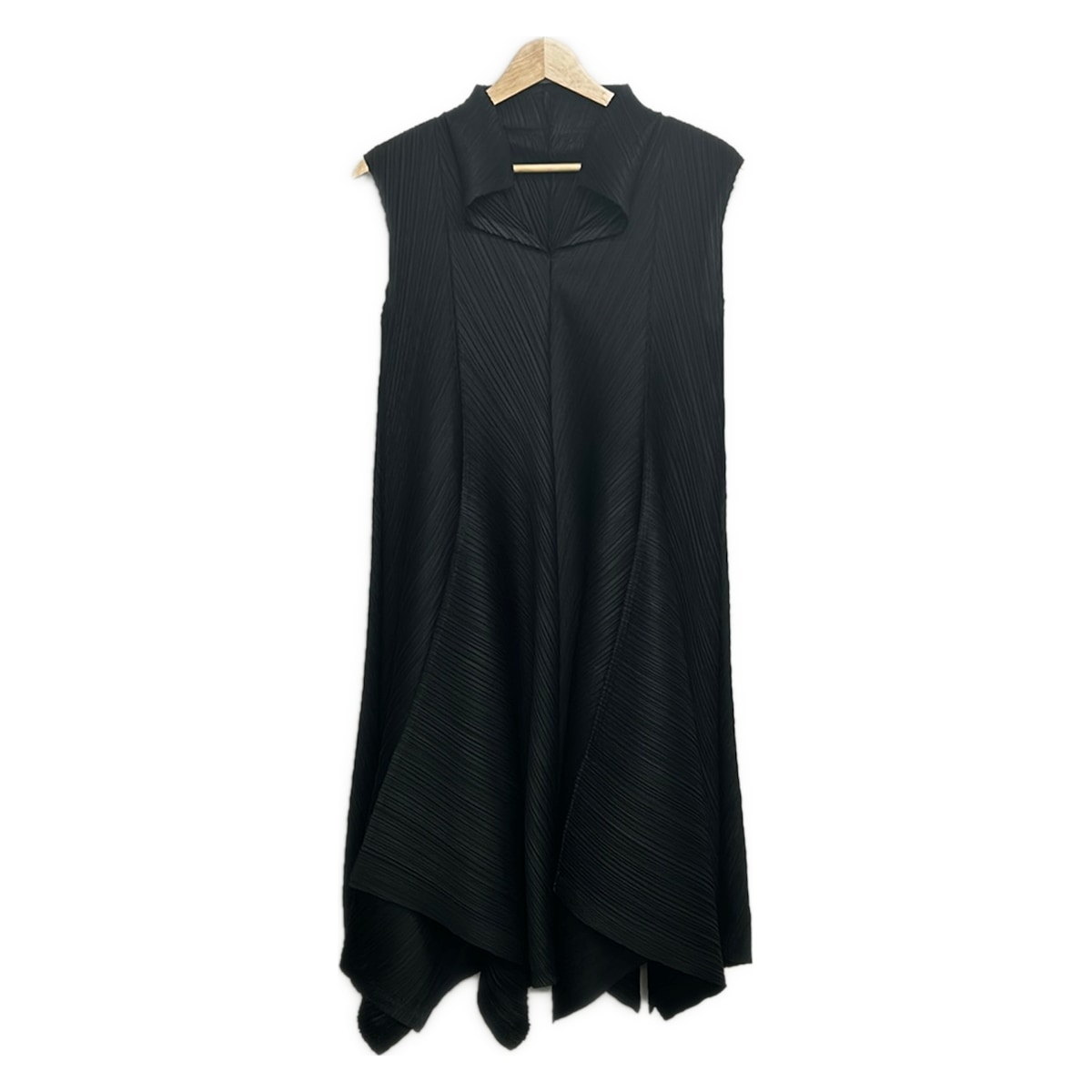 【中古】PLEATS PLEASE(筋目プリーズ) 衣装 ノースリーブ 黒