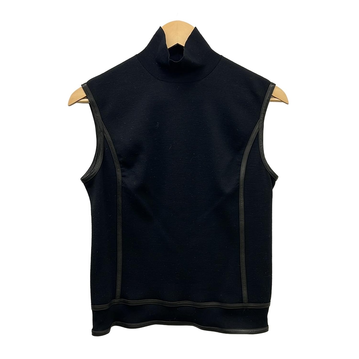 【新着】【中古】GUCCI(グッチ) ノースリーブセーター ハイネック 黒 8,825円