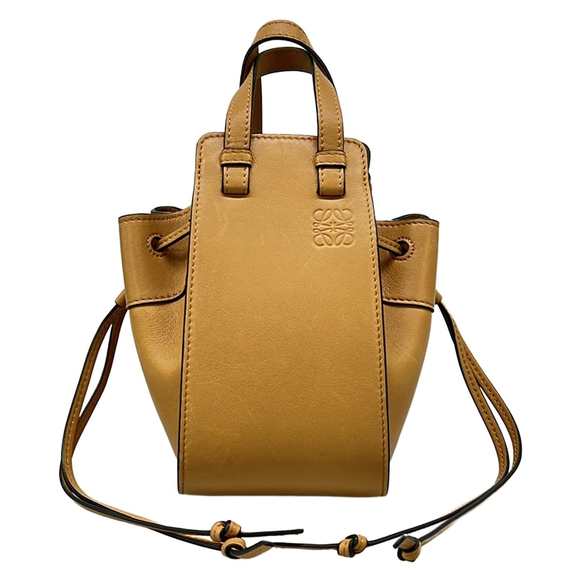 【新着】【中古】LOEWE(ロエベ) ハンモックドローストリングバッグミニ ハンドバッグ ベージュ