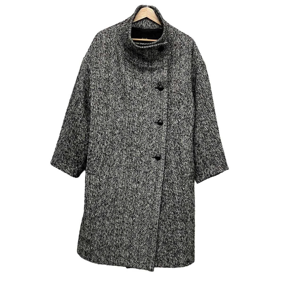 【新着】【中古】allureville(アルアバイル) コート 長袖/冬 黒×白