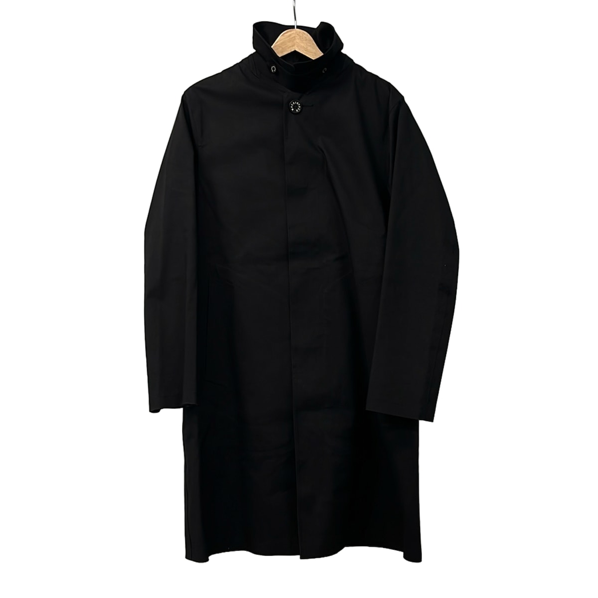 【新着】【中古】MACKINTOSH(マッキントッシュ) 厚地の外套 長袖/ラインドライブ着脱可/天然ゴム引っ張ること/秋/冬 黒