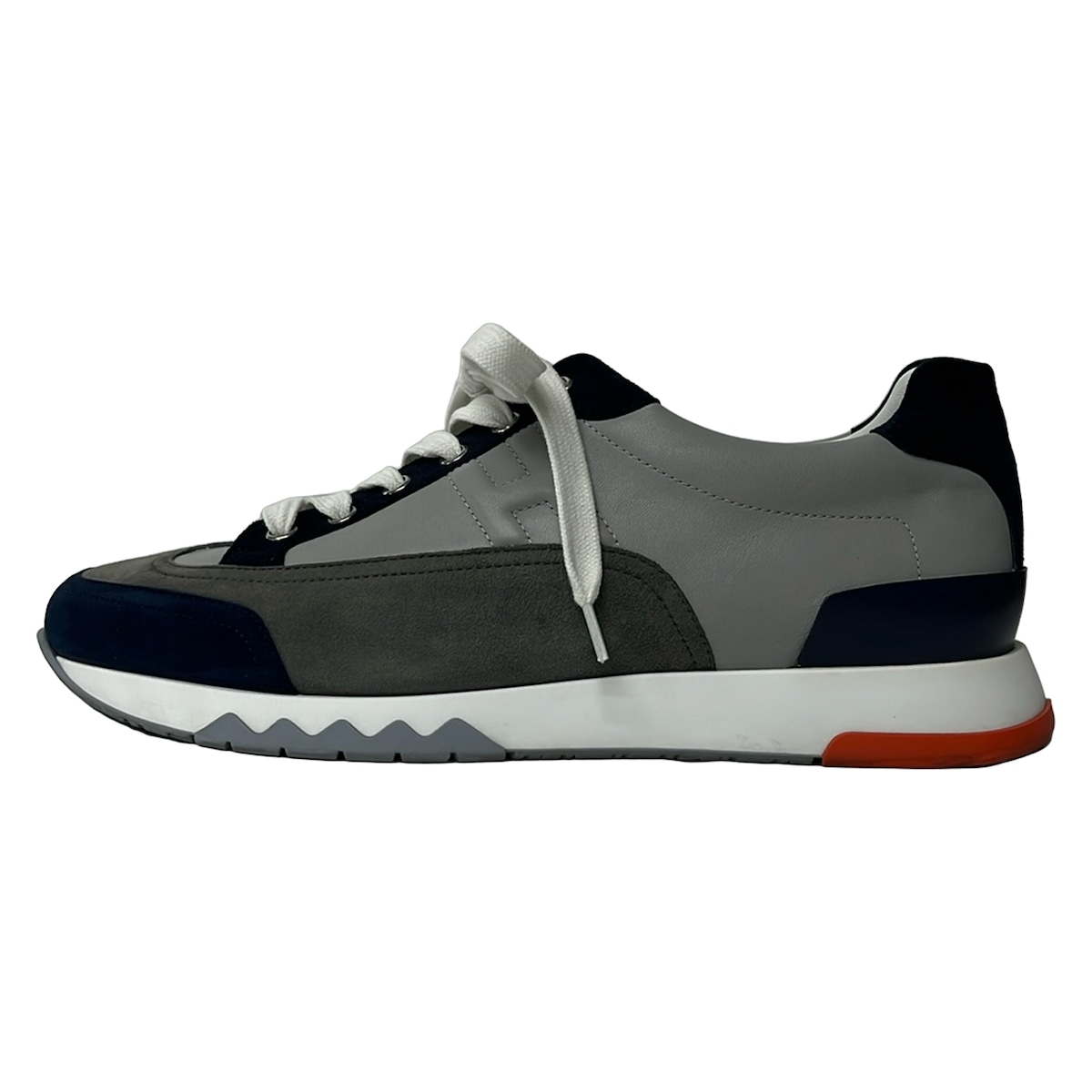 【新着】【中古】HERMES(エルメス) トレイル スニーカー ライトグレー×ダークグレー×ネイビー レザー