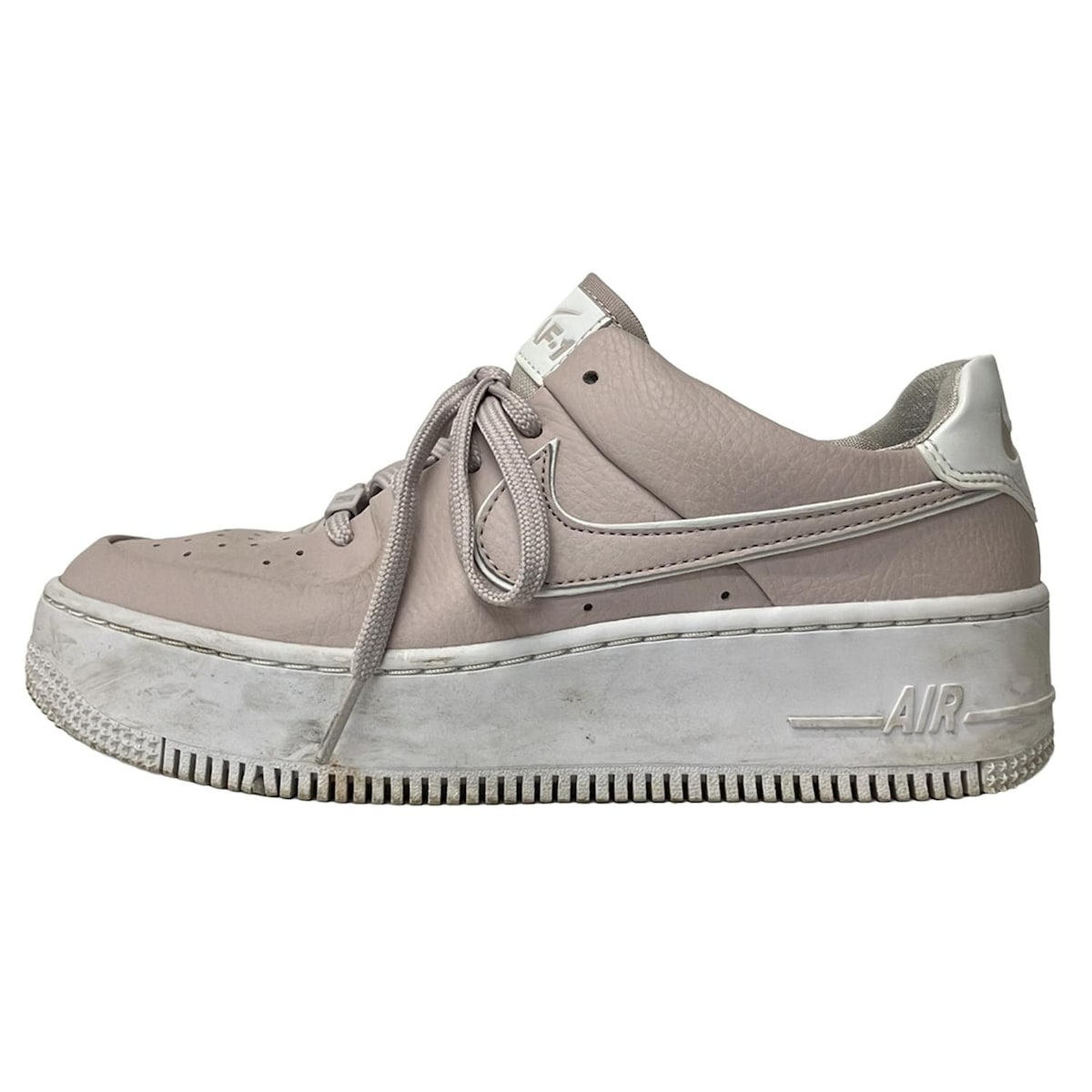 【新着】【中古】NIKE(ナイキ) エア フォース 1 セージ スニーカー インソール取外し可 ライトピンク レザー